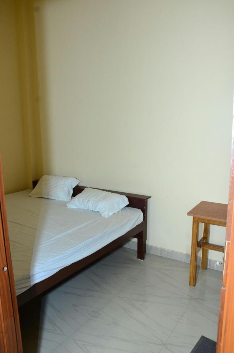 Hotel Ganga Vilas Colonelganj Esterno foto